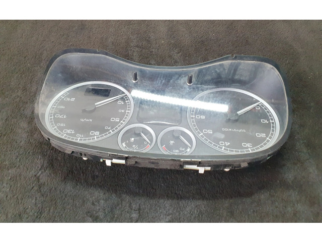 Спидометр (приборный щиток) P9651299480C, P9651299480C00 Peugeot 307 2002