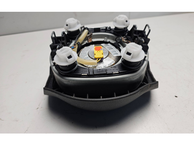 Подушка безопасности водителя 2K5880201B Volkswagen Caddy