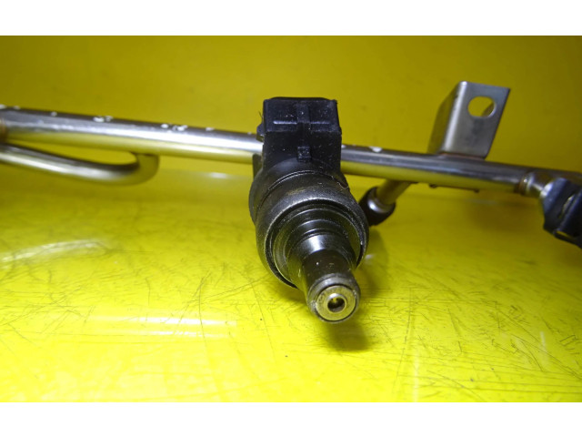 Vstřikovací lišta 90536149 Opel Zafira A