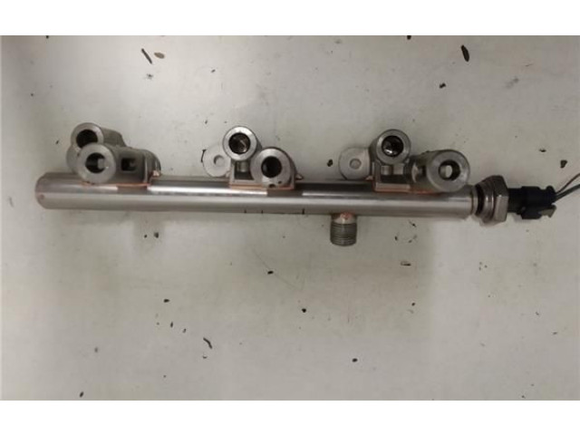 Топливная рампа 9811353880, 9811353880 Peugeot 2008 I для двигателя HN05