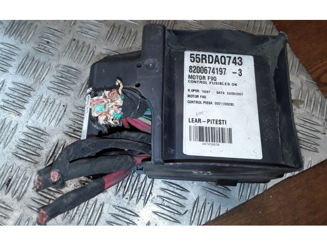   Pojistková skříňka 8200064071, AQ7430830   Renault Laguna II 2005