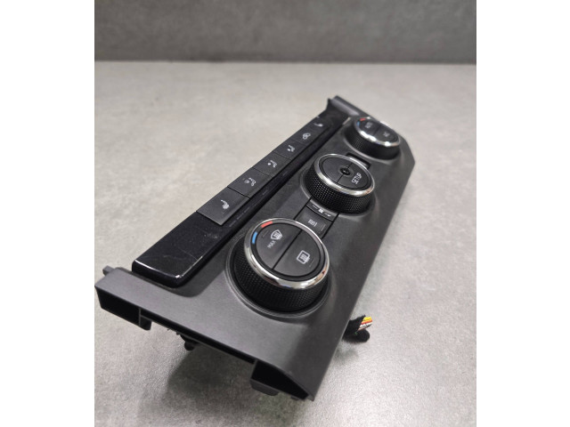 Блок управления климат-контролем 5E0907044M, 5HB01128243 Skoda Octavia Mk3 (5E)