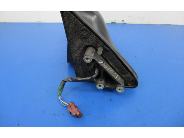 Зеркало (управляемое электричеством)    Nissan Sentra B14