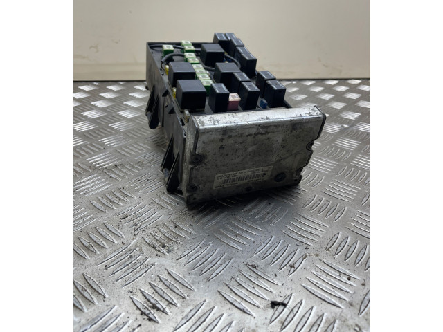   Pojistková skříňka 04869000AJ, T130202043   Dodge Grand Caravan 2002