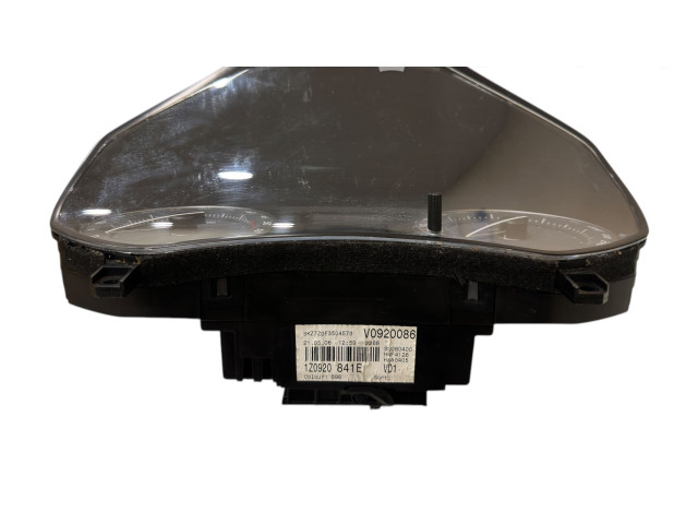 Панель приборов 1Z0920841E, V0920086 Skoda Octavia Mk2 (1Z)