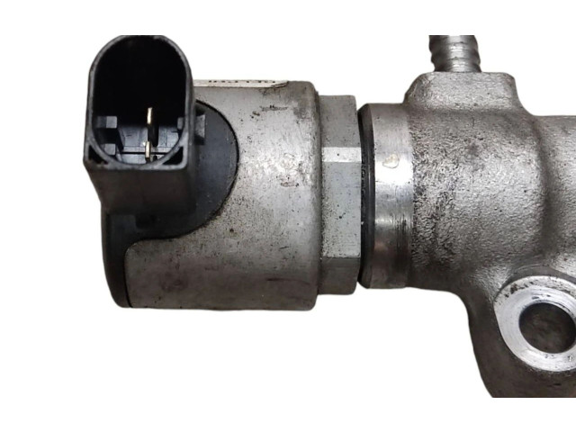 Топливная рампа 04L130089F, 04L130764B Skoda Octavia Mk3 (5E) для двигателя DDYA