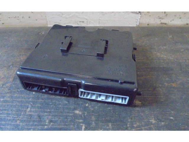 Блок управления 4539001305, 285252736R Smart ForFour II W453