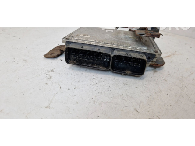 Блок управления двигателем Блок управления 55576163 Saab 9-3 Ver2