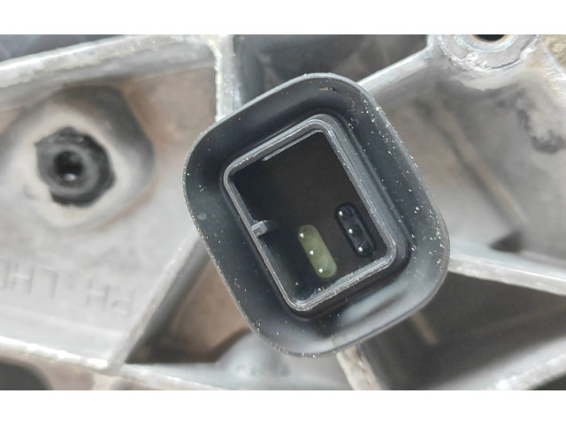 Zpětné zrcátko  BMW 2 F46 2016  E1041357  