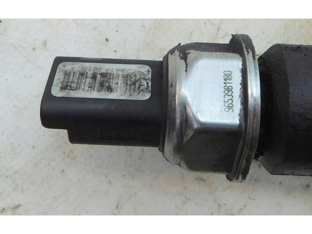 Топливная рампа 9653981180 Citroen Xsara Picasso