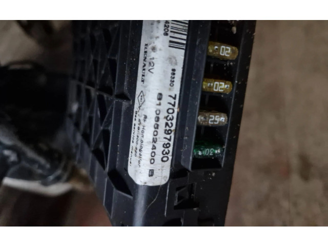 Блок предохранителей 7703297930, 8108502400B   Renault Scenic I    