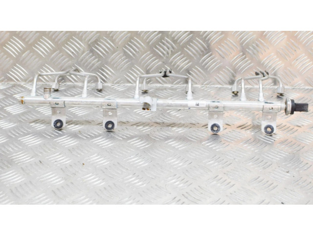 Топливная рампа 7848363 BMW 4 F32 F33 3.0 для двигателя S55 B30 A