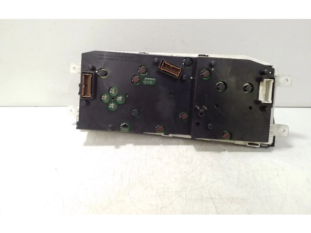 Панель приборов 8H70575   Nissan X-Trail T30       