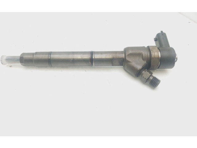 Форсунка 338002A400    KIA Rio   