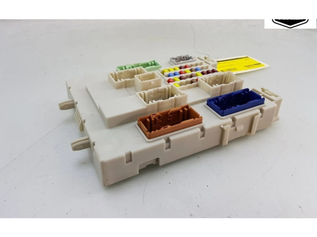 Блок предохранителей  GV6T14A073BD, GV6T14A073BD   Ford Transit -  Tourneo Connect    