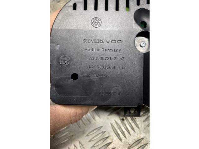 Панель приборов Volkswagen Golf Plus