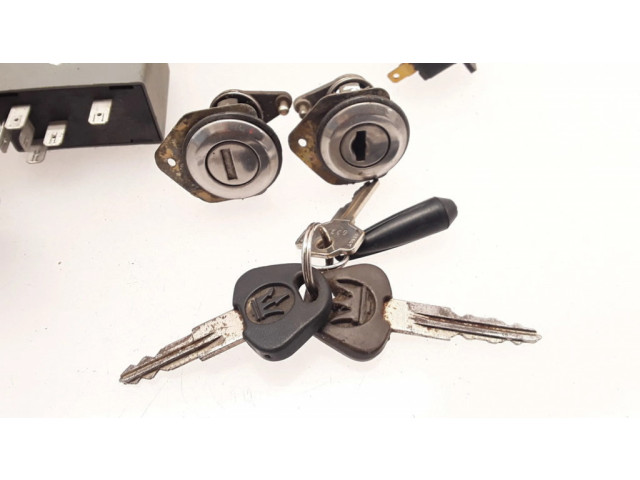 Комплект блоков управления TRG96686, WR4C07 Maserati 228