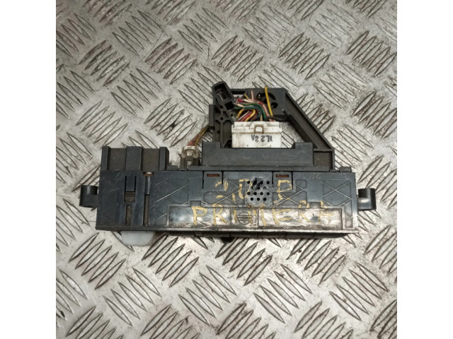 Блок управления климат-контролем    Nissan Primera