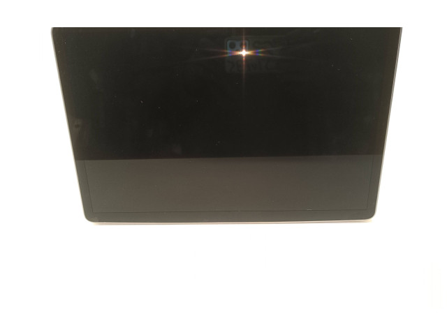 Дисплей    108954301J   Tesla Model 3