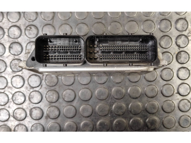 Блок управления двигателя 03L906018SR, 0281030091   Skoda Superb B6 (3T)