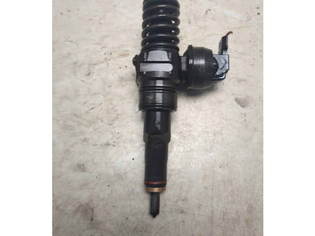 Форсунка 0414720215    Skoda Superb B6 (3T)   