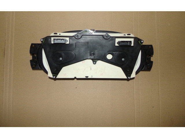 Панель приборов    Dacia Logan I       