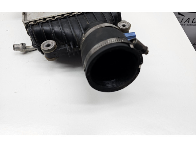 Интеркулер GX736K775AB Jaguar XE