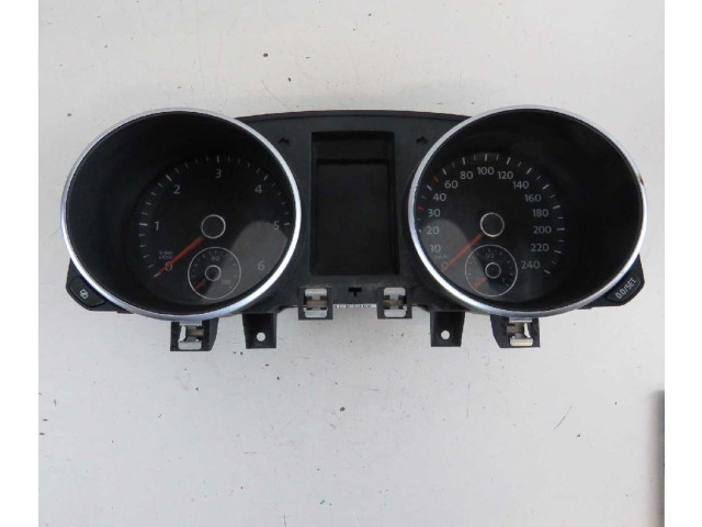 Панель приборов 1H6919033L Volkswagen Golf III