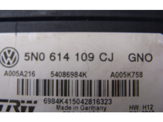 Блок АБС 5N0614109CJ Audi Q3 8U 2011 - 2016 года