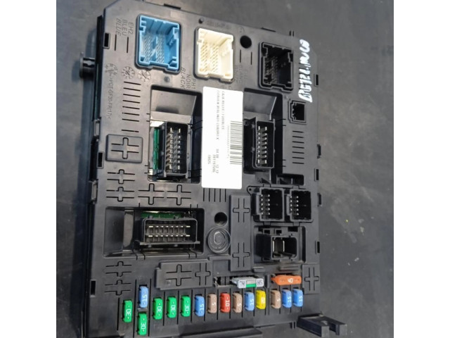   Pojistková skříňka 281197595   Citroen Berlingo 2009