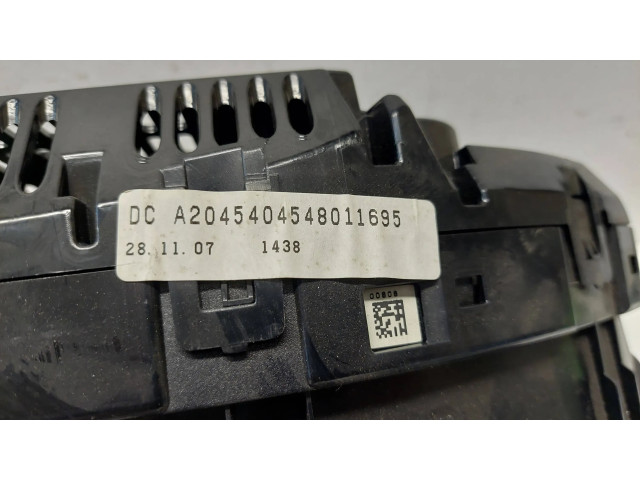 Přístrojová deska Mercedes-Benz C W204 2008 A2045402211, A2044422221