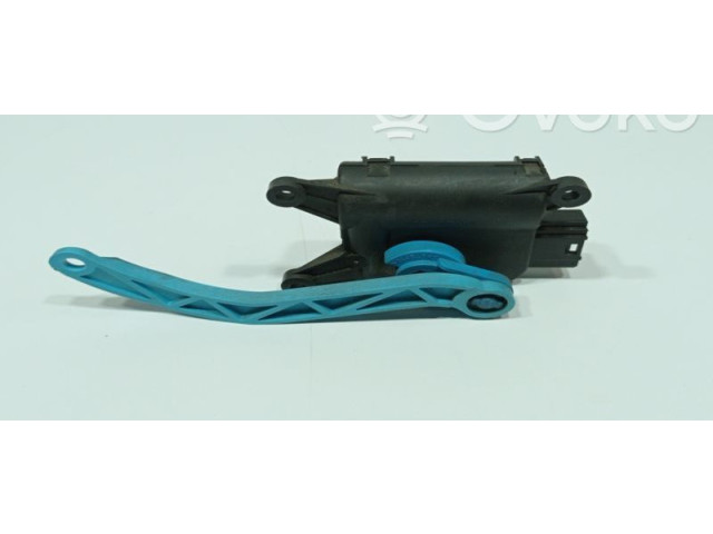 Вентилятор печки    1K1820015C, F983228M   Audi A3 S3 8P