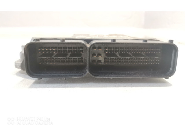 Řídící jednotka 03G906021AR, 0281012469 Volkswagen Caddy 2015