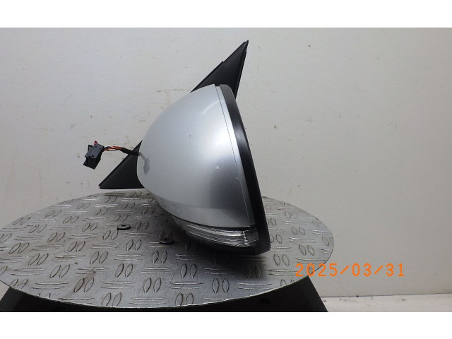 Зеркало электрическое Skoda Yeti (5L) 2009 - 2017 года