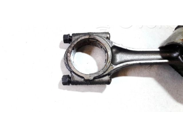 Поршень с шатуном a411b Skoda Fabia Mk1 (6Y)