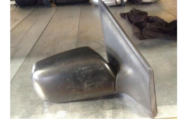 Зеркало электрическое Daihatsu YRV - года