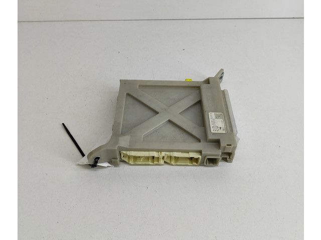 Pojistková skříňka 8273030L40, 8273030L40B Lexus GS 250 350 300H 450H 2014