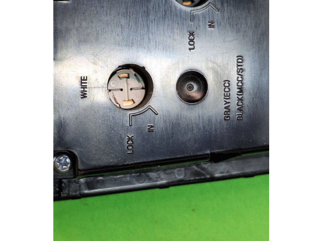 Блок управления климат-контролем 8682734, 04W16E02   Volvo XC90