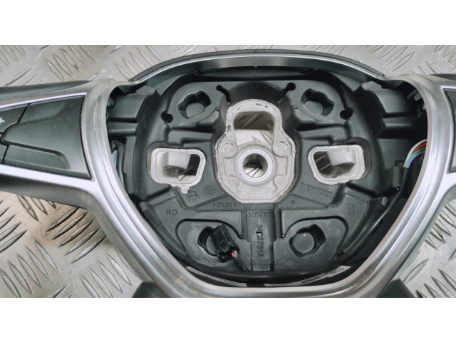 Руль Dacia Sandero 484007478R