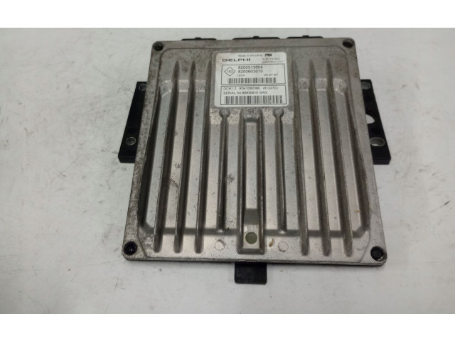 Блок управления двигателя 8200513058 Dacia Logan I