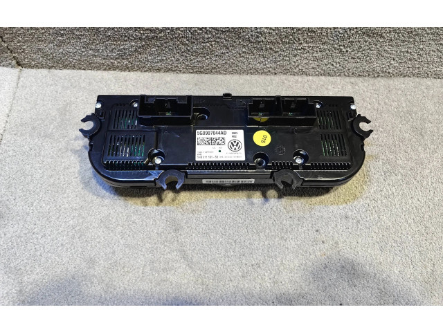 Блок управления климат-контролем 5G0907044AD   Volkswagen PASSAT B8