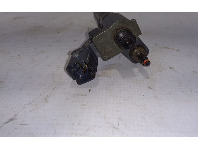 Vstřikovač 32140080 Volvo V60 D 4204 T8