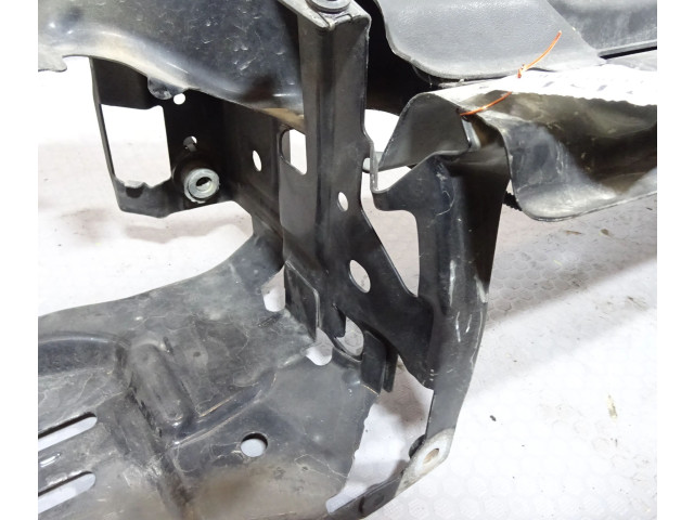 Комплект радиатора    Volvo  C30  2007 - 2010 года