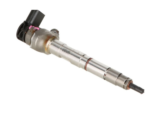 Форсунка 05L130277S Audi Q3 F3