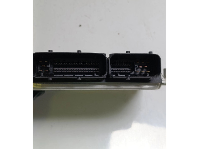 Řídící jednotka 022906032T, 0261207714 Porsche Cayenne (9PA) 2004