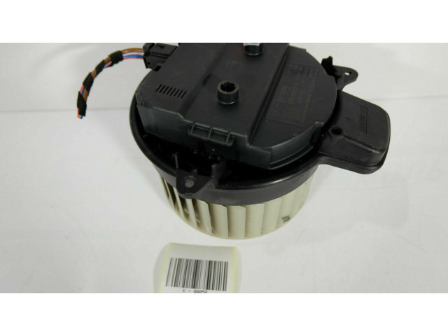 Вентилятор печки    4H1820021B   Audi A7 S7 4G