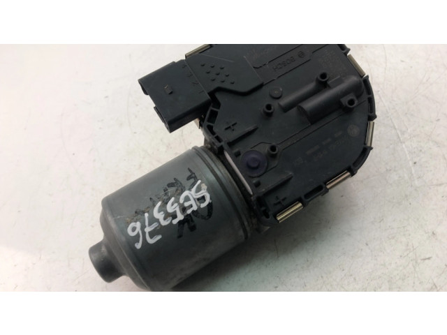 Двигатель стеклоочистителей