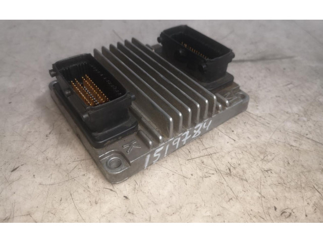 Блок управления двигателем Блок управления SLV12214079   Opel Combo C