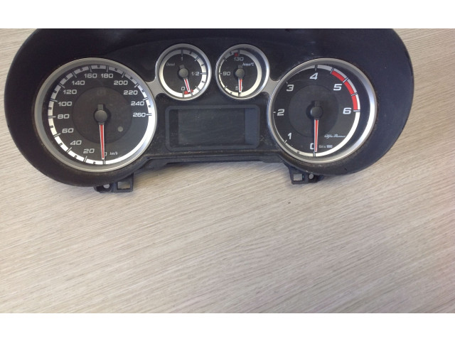 Přístrojová deska Alfa Romeo Mito 2010