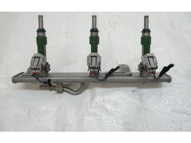 Топливная рампа 175204021R   Renault Clio V  